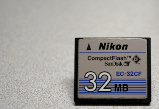 2011-04-16: Original Nikon Memory Card